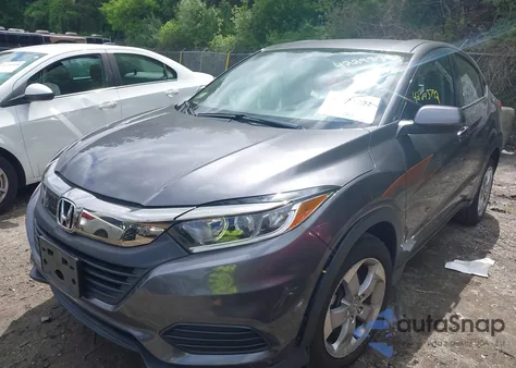 2019 Honda Hr-V Lx z USA, uszkodzony, nr VIN 3CZRU6H38KG716585